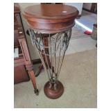 Round fern stand with iron base