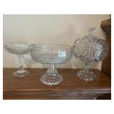 Covered  candy dish - chipped on top, two open