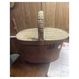 Picnic basket