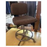 Chair on wheels - 25' tall