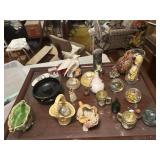 Collectibles paperweights basket vase, Dove pig