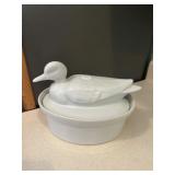 Duck on nest soup tureen