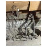 Wire hide stretchers