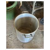 Aluminum stock pot