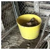 Feed bucket with Bricks