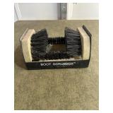 Boot scraping brush