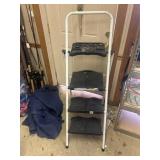 3-step step stool for painting