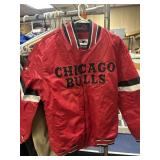 Starter Chicago Bulls Jacket size XL