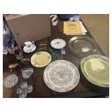 Box glassware: glass basket, calendar plates,