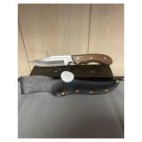 Caesarï¿½s Quality stainless hunting knife in Sheath