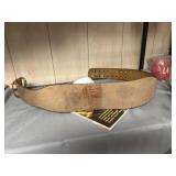 Weightlifting belt - approx : 38'