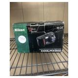 Nikon digital camera cool PIX 800 ZX zoom