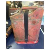 Military Jerry has can with mountable bracket