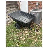Very nice 2-wheel lawn cart