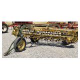 John Deere 670 Hay Rake