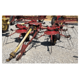 New Holland 163 4-Basket Hay Tedder