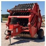Hesston 5500 Round Hay Baler