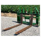 Frontier Pallet Forks for JD 541 Loader