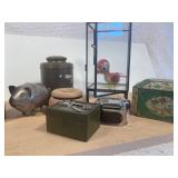 Minature Box w/Feet and Tobacco Can