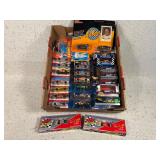 24 Hotwheels Pro Racing Racing Champions 1:64