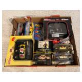 2 Tootsie Toy 1:43 Scale 6 Racing Champions 2 Pit