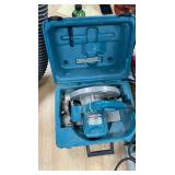 Makita 7-1/4' Circular Saw w/ Case 5007NB