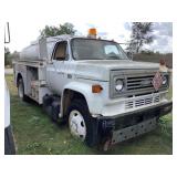 1987 GMC airport refueling truck