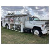 1986 GM airport refueling truck