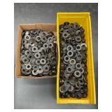 Valve retainers