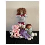 Assorted dolls