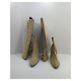 Woman's Convertible 2 in 1 Boot Size 11M