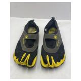 Body Glove 3T Barefoot Men's Size 13 Black/Yellow