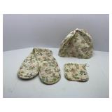 Floral Pot Holders and Toaster Cover