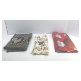 Chicken Rooster Table Runner Yard Flag