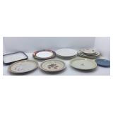 Lot of 12 Dinner Plates 2 Saucers and a Bread