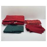 Table Runners and Cloth Napkins