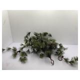 Hanging Garland with Pinecones