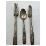 Holiday Inn Silverware Set