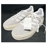 Adidas Women's Size 7 Gazelle Bold Sneakers
