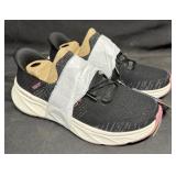 Skechers Swift Fit Ladies Size 8 Sneakers