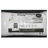 King size luxury pillows. Set of 2