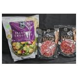 Seasoned Croutons 32oz. 2- Real crumbled bacon