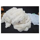 puru Faux Fur Throw Cream