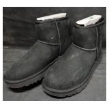 UGG Womenï¿½s Size 5 Classic Mini II Boots
