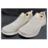 Skechers Arch Comfort Ladies Size 9 Slip Ons