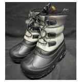 Kids Size 11/12 Snow Boots