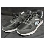 Reebok Ladies Size 6 Sneakers