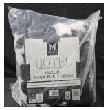 Luxury Faux Fur throw blanket 60x70'