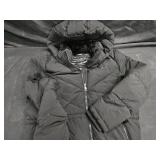 Women's size X-Large DKNY puffer coat. Has rip,