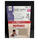 132ct. Box of Huggies SkinEssentials Size 4